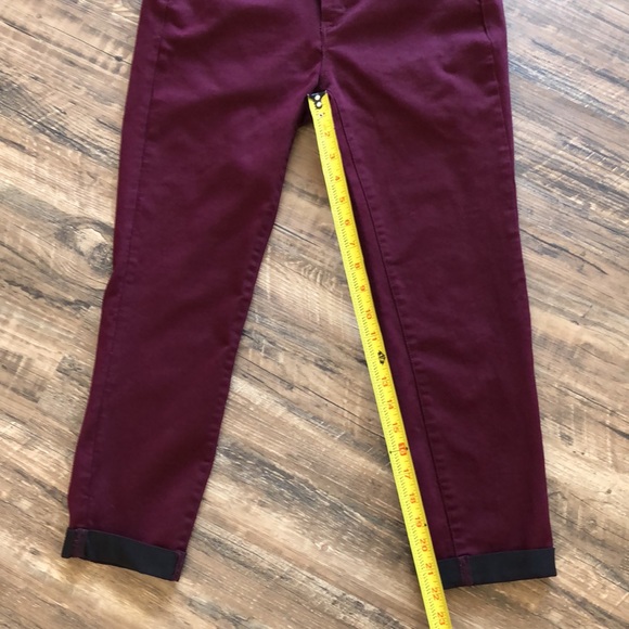 Wax Jeans burgundy capris - Picture 7 of 10